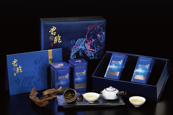 Hwa Gung Tea Eternity Series blue gift box holds two tins of Eternity Series oolong tea